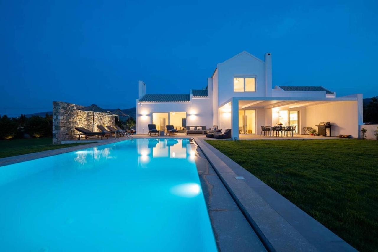 Melia With Heated Pool Villa