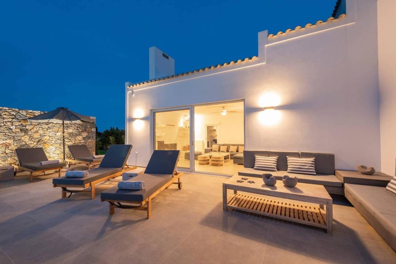 Melia With Heated Pool Villa *